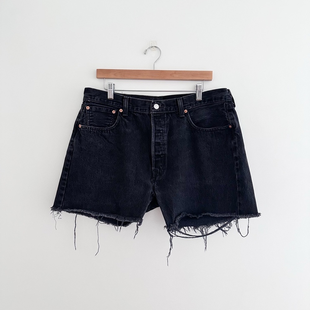 Levi's 501 Black Cutoff Shorts Frayed Hem High Rise Vintage Style Shorts 38"